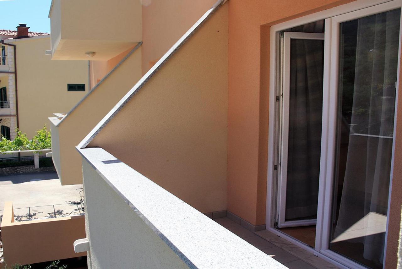 Apartments And Rooms By The Sea Tucepi, Makarska - 6058 Eksteriør bilde